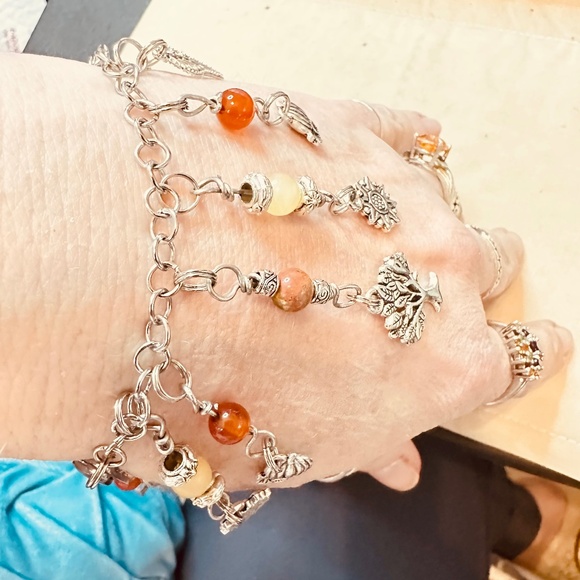 Stainless Steel Chain Bracelet Fall Charms & Crystal Beads Leaves Pumpkins Trees - Picture 10 of 15